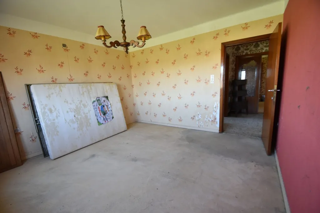 4-bedroom house in Musson