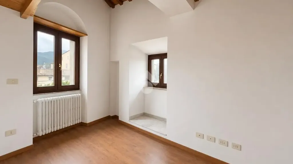 Stanze - Historic Apartments with Piazza View in Bagnaia