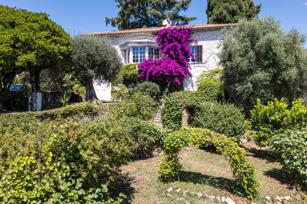 Aed - Charming 1920s Villa with Pool in Vence