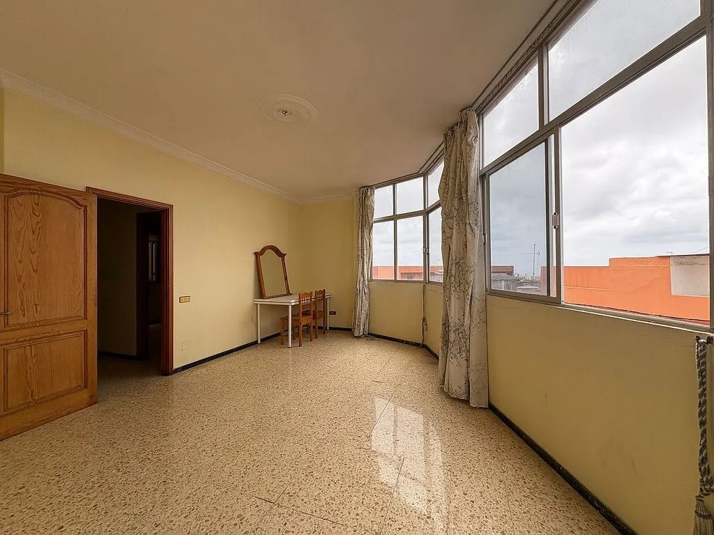 Toad - Terraced House with Elevator in Calle Párroco Ramón González Guedes