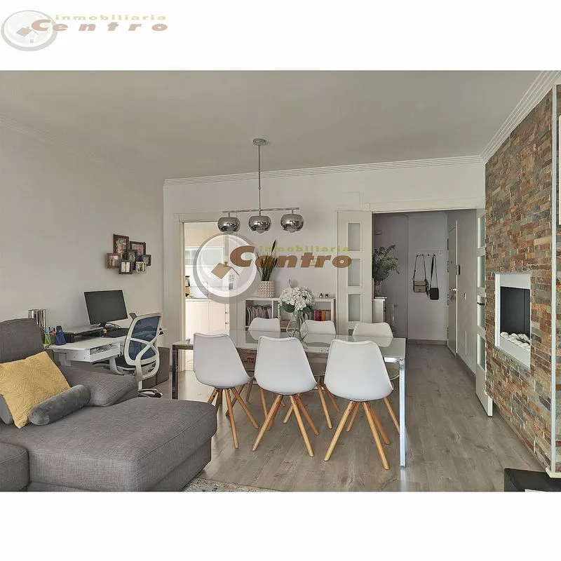 Söögituba - Apartment with Balcony in El Pilar