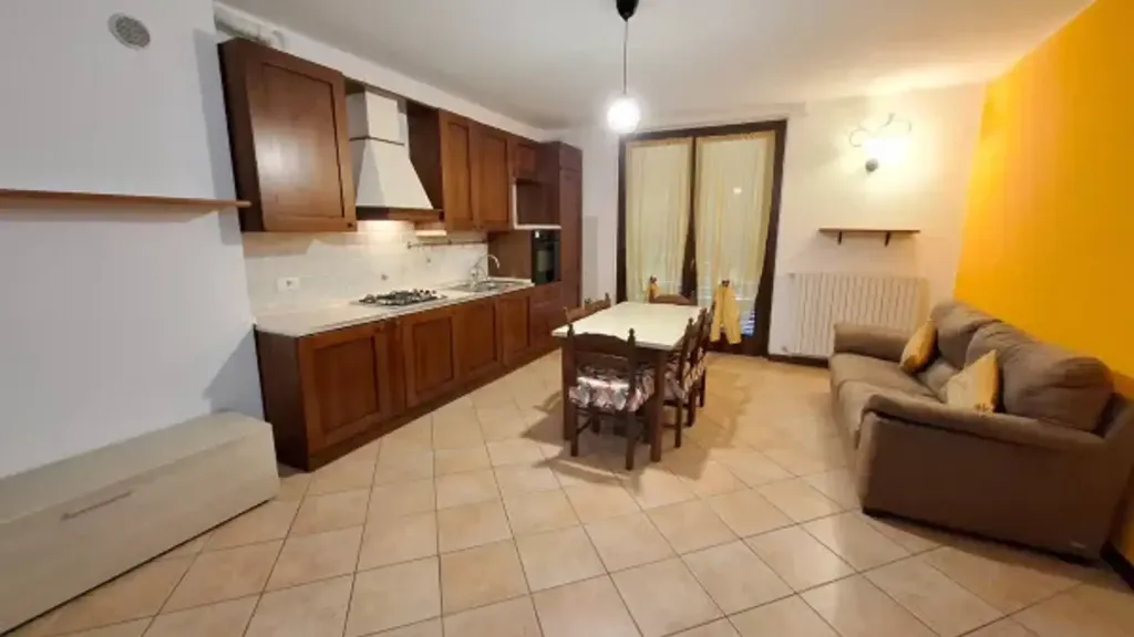 Dining Room - Furnished Flat with Kitchen in Bregnano