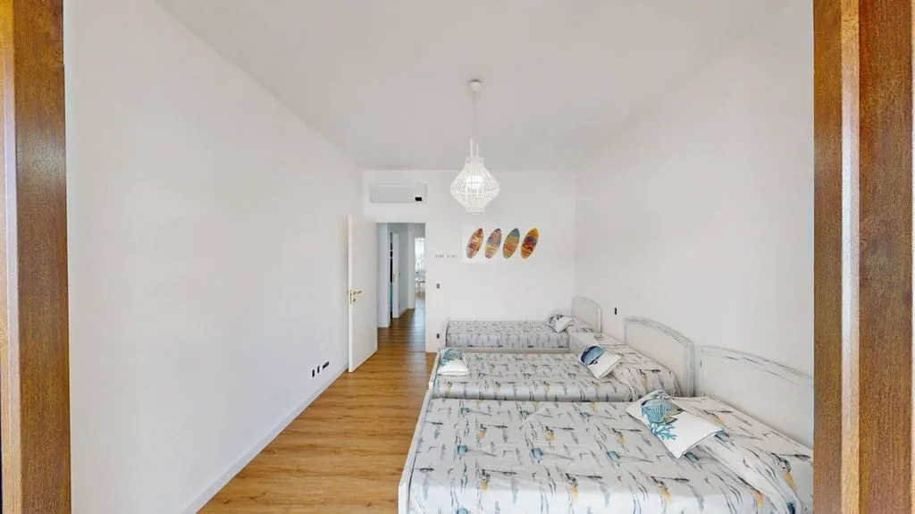Magamistoad - Luxury Seafront Apartment in Albenga