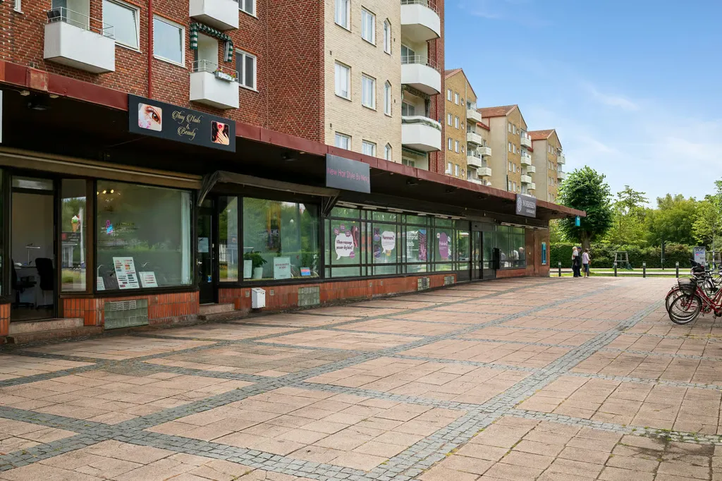 Well-Maintained Co-Op Salon in Malmö