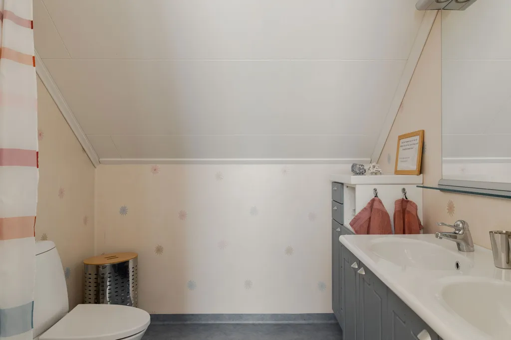 Vannitoad - Charming Villa with Solar Panels in Lugnet