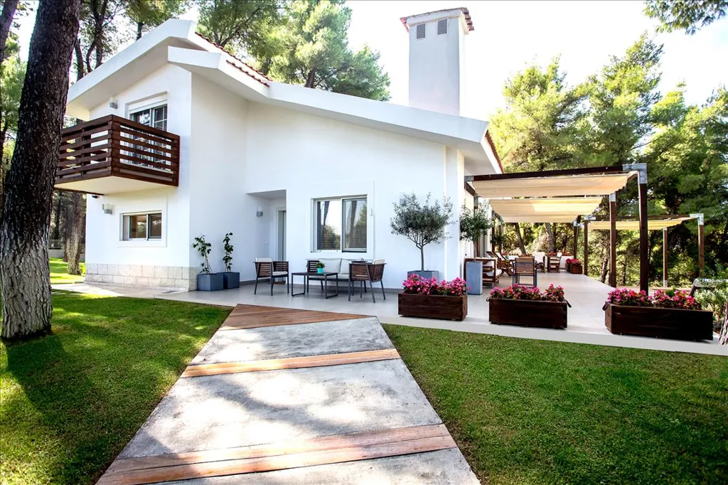 Maison 7 pièces à Kassandra