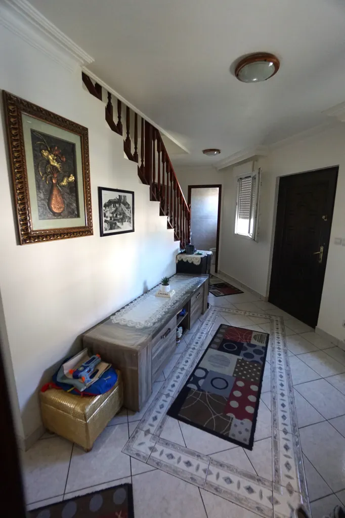 Entrée - Pavillon + Appartement Indépendant à Aulnay-sous-Bois
