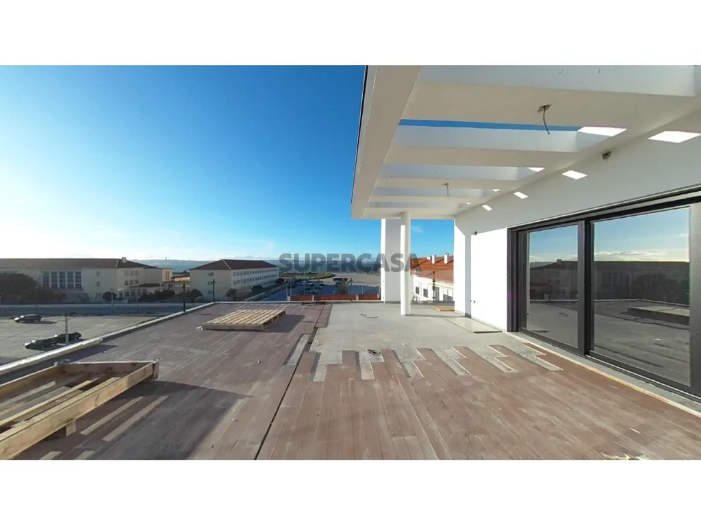 Terrass - Modern Apartment with River View in Barreiro