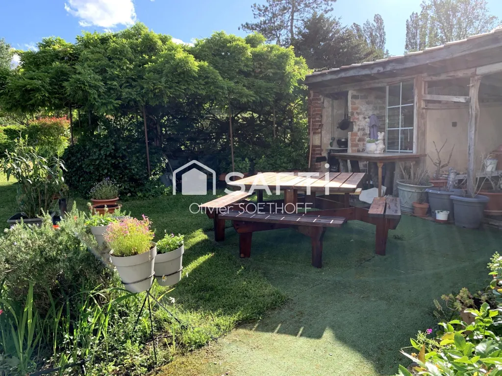 Jardin - Maison avec Piscine et Jardin à Barbaste