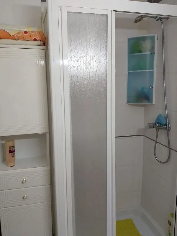 Bathrooms - Apartment with Sea View and Pool in Calpe