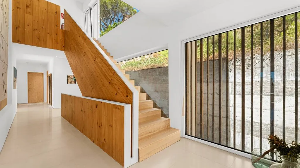 Pièces - Modern Villa with Mountain Views in El Madroñal