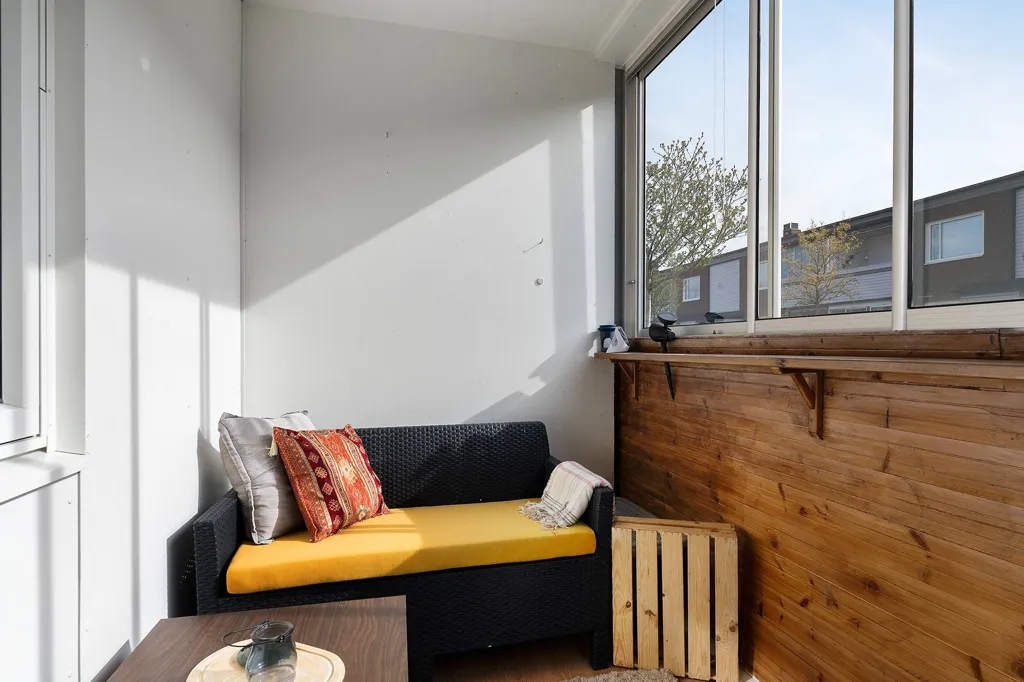 Balcony - Apartment with Balcony in Värnamo