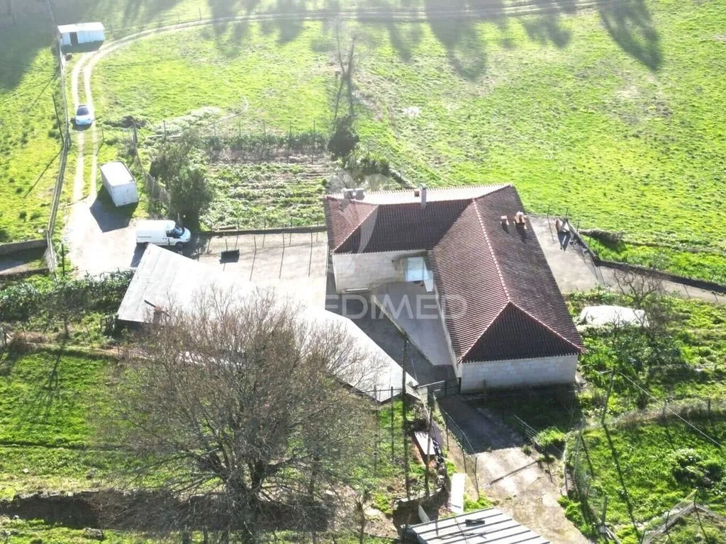 Õhuvaade - Luxury House with 11 Hectares in Guimarães