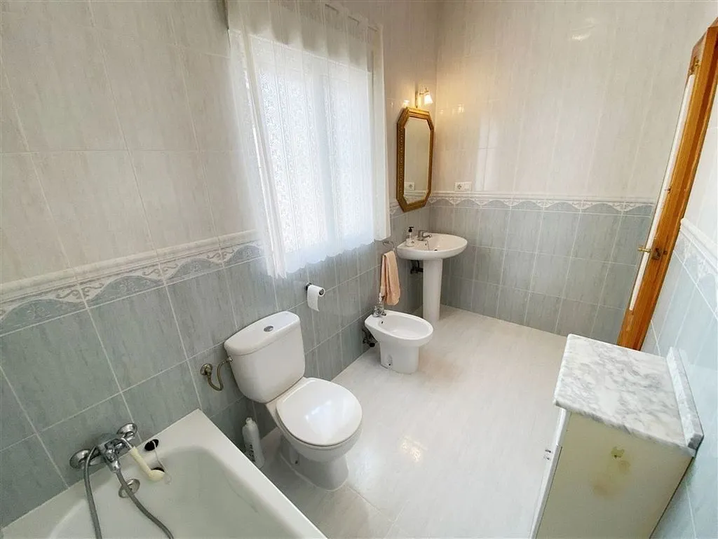 Salles de bain - Spacious Adjoined Villa with Terrace in Zurgena