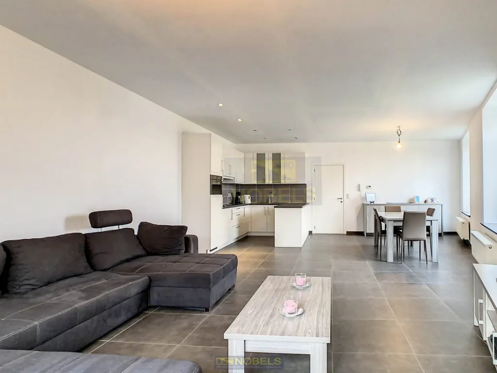 Séjour - Local commercial avec appartement à Dikkelvenne