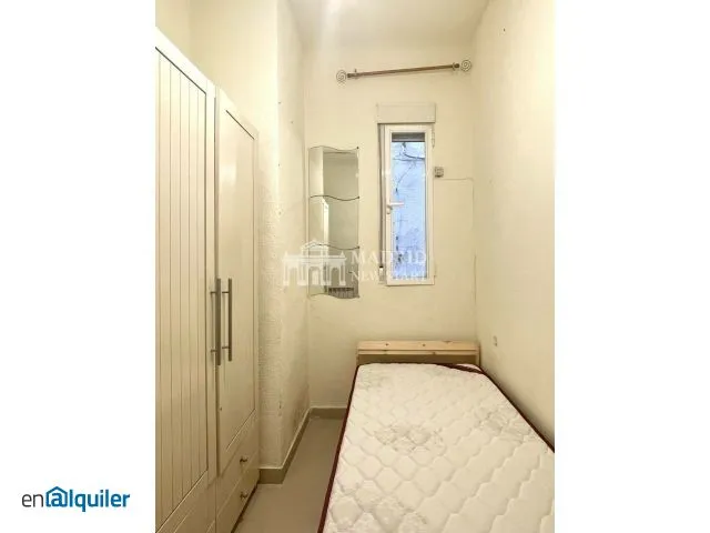 Magamistoad - Fully Furnished Flat with Patio in Chamberí