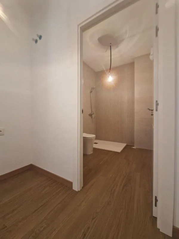 Salles de bain - Ground Floor Flat with Light in Puerto Real Centre