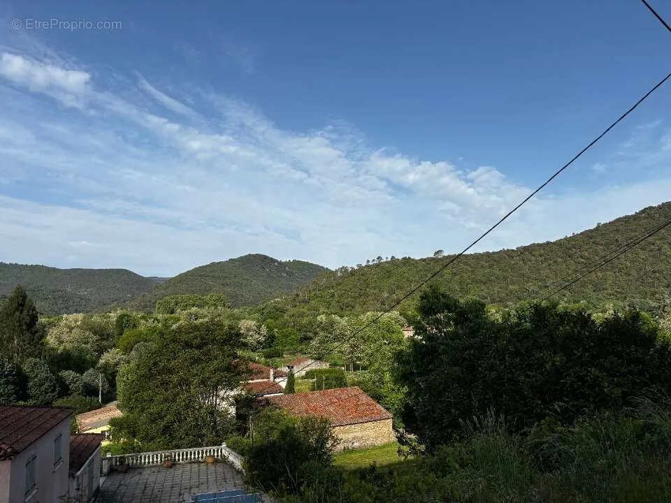 Terrain à Besseges