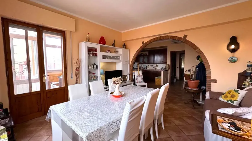 Salle à manger - Sea View Apartment with Terrace in Rosignano Marittimo