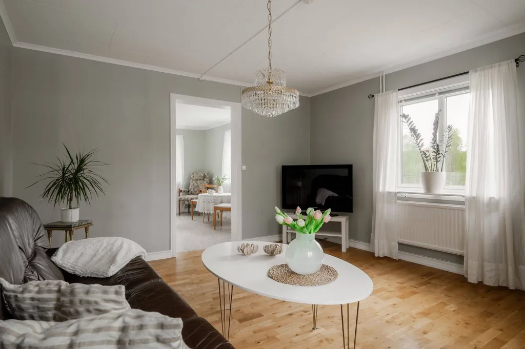 Elutuba - Historic Villa with Garden in Skillingmark