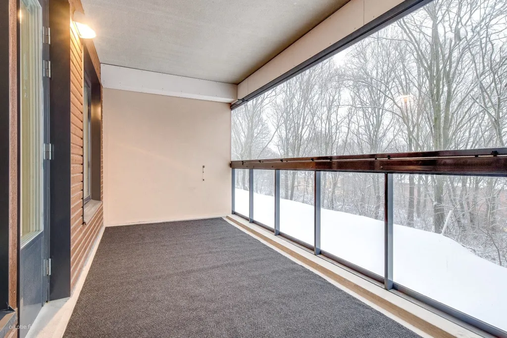 Rõdu - Modern Flat with Glazed Balcony in Kakola