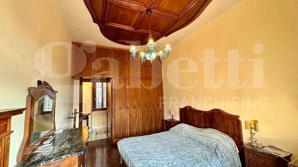 Chambres - 3-Bedroom Apartment with Parking in Rome