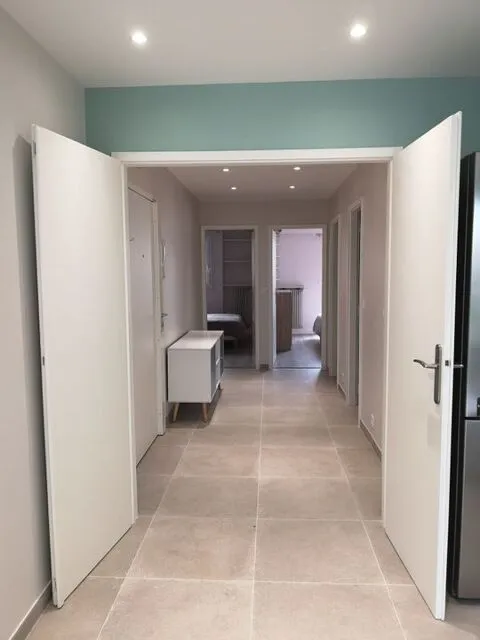Ingresso - Modernised 3-Bed Flat with Balcony near La Défense