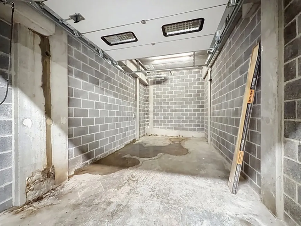 Garage - Appartement avec terrasse vue Meuse à Jambes