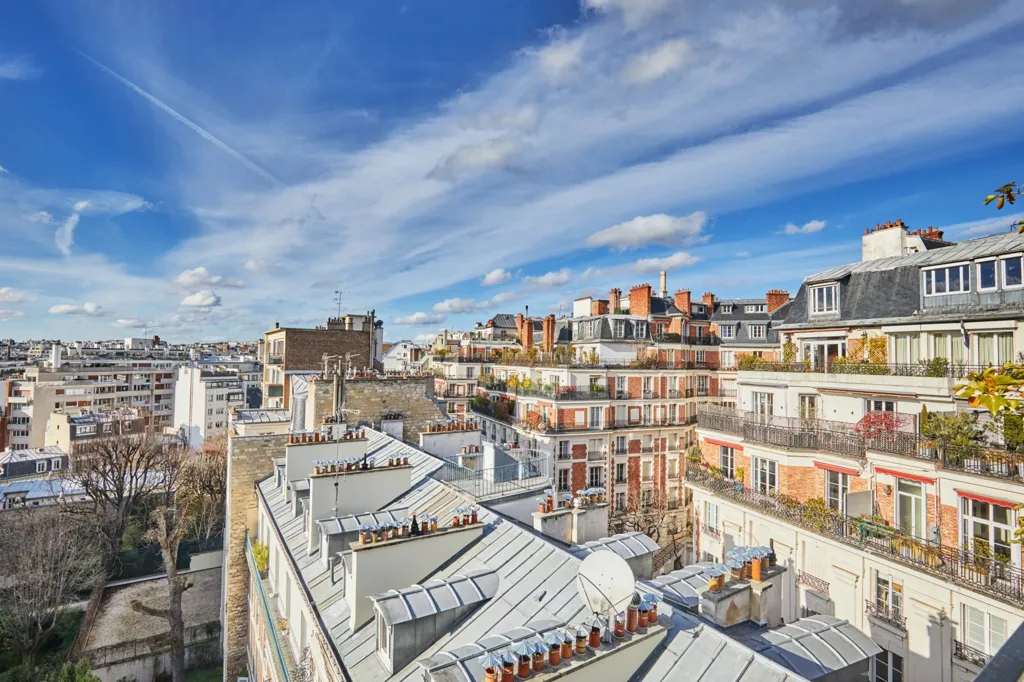 Rõdu - Pied-à-Terre with Terraces in Paris 16th