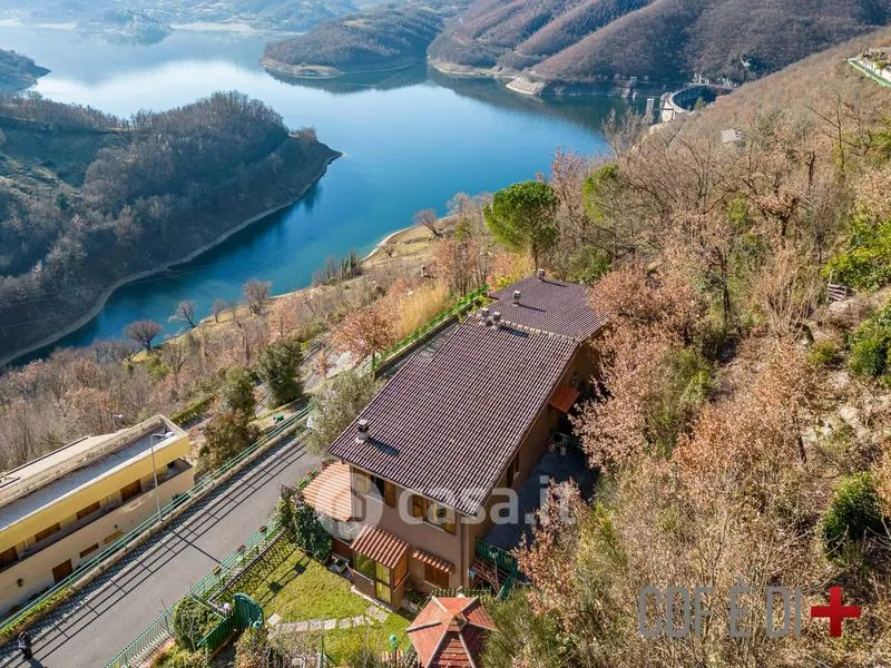 Jardín - Terraced Villa with Lake View in Rocca Sinibalda