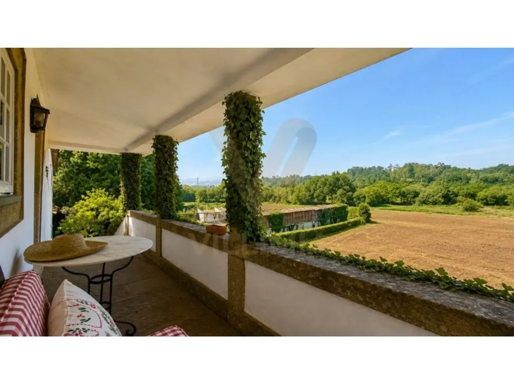 Terrass - Historic House with Pool in Ponte de Lima