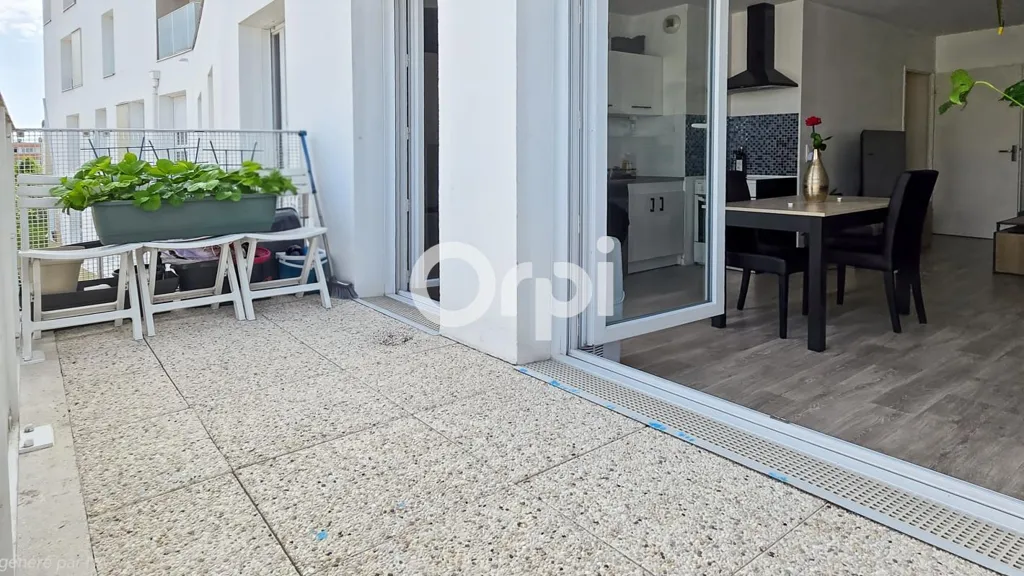 Balcone - 2-Bedroom Flat with Balcony in City Centre