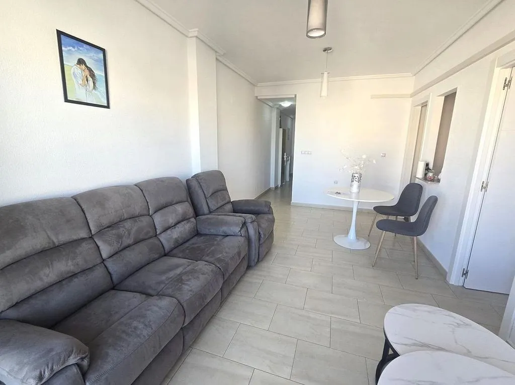 Séjour - Modern Flat with Balcony in Torrevieja Centre