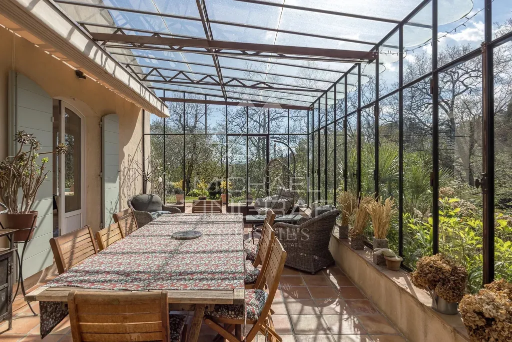 Terrasse - Bastide Conçue par Architecte avec Jardins Paysagés