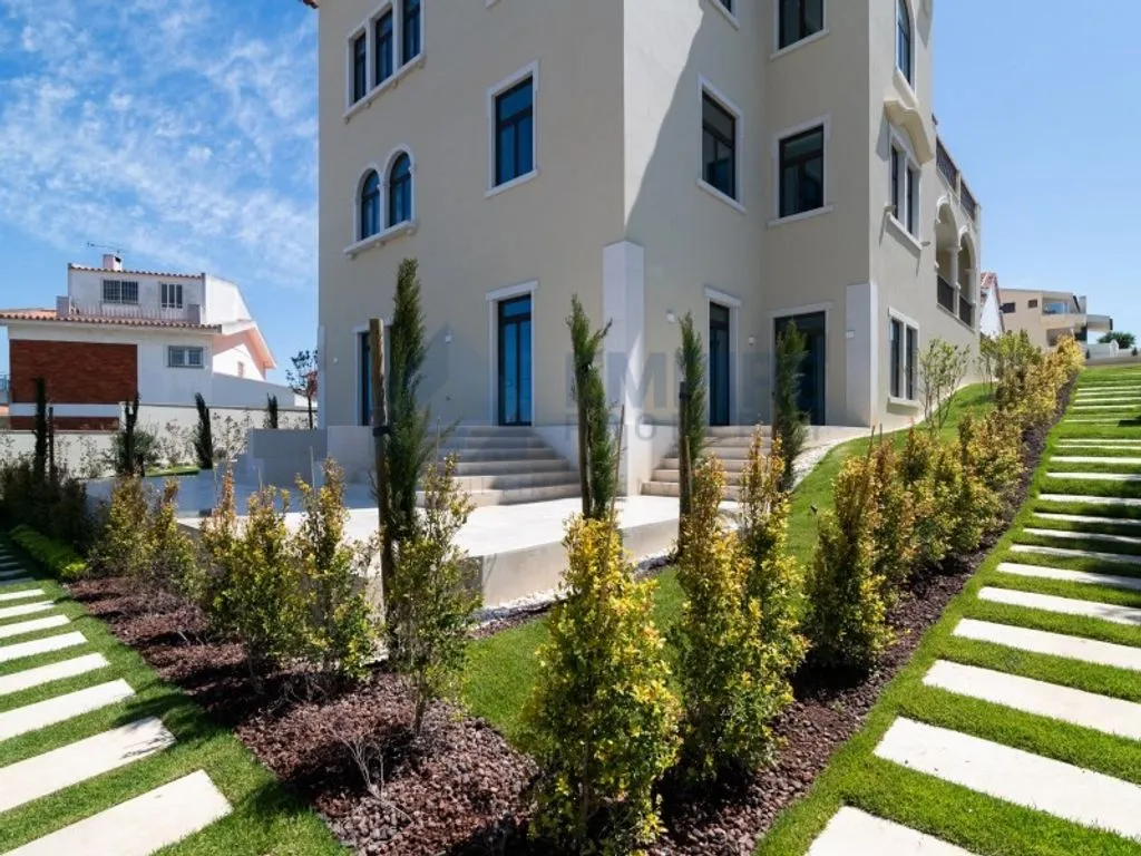 Giardino - Luxury Flat with Ocean Views in Monte Estoril