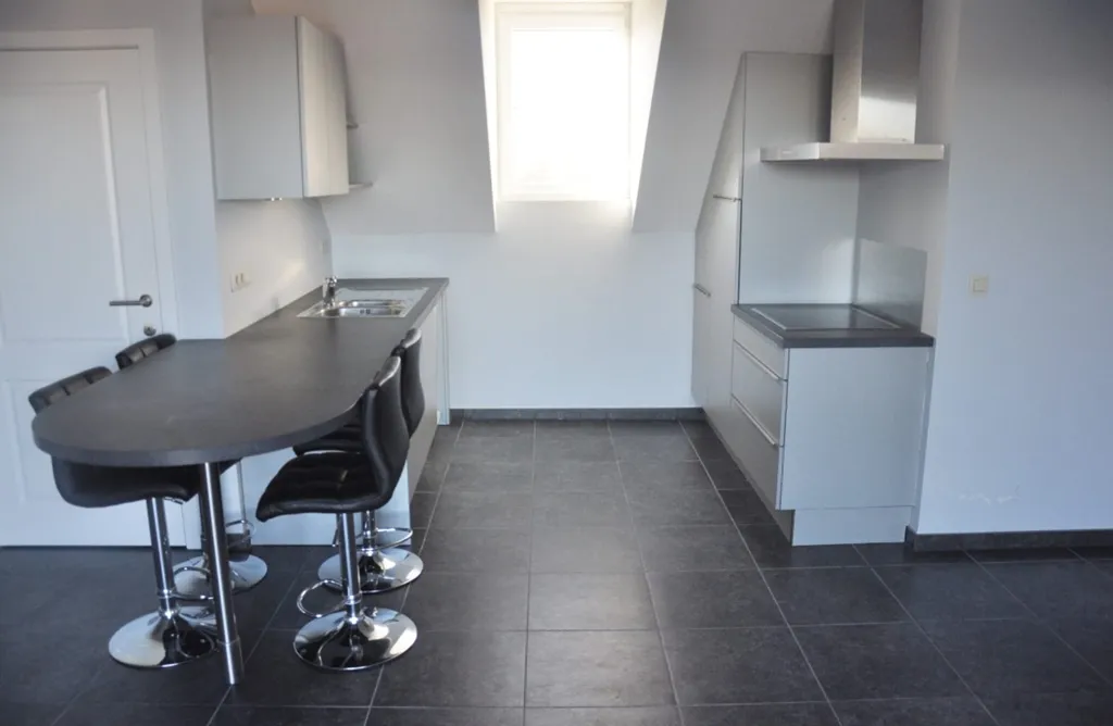 Cuisine - Appartement à Rénover avec Terrasse à Nijlen