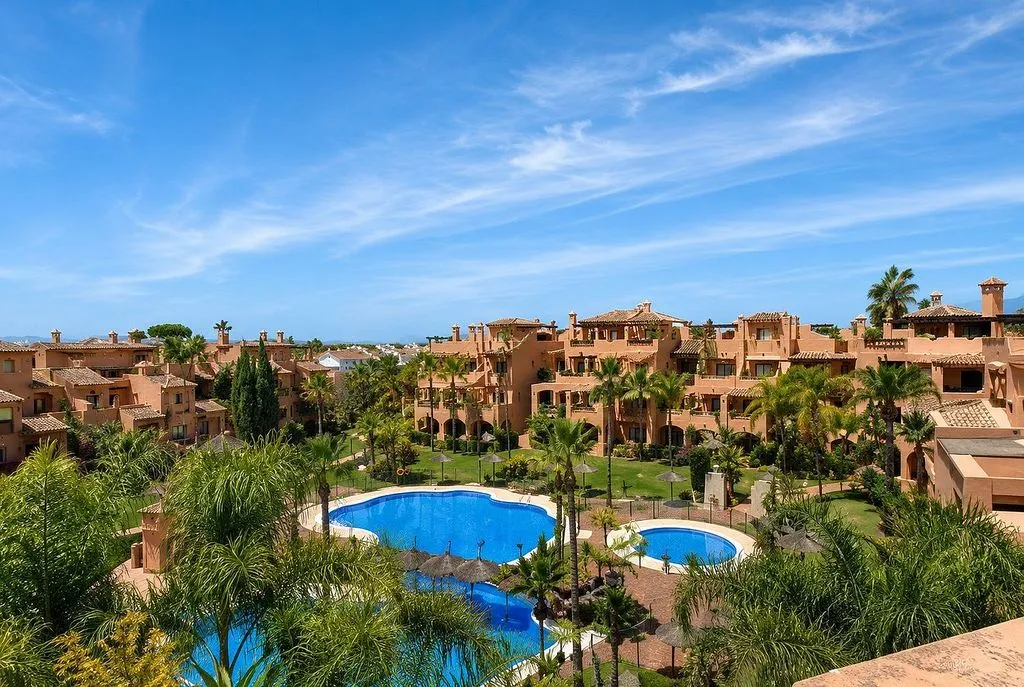 Piscine - Apartment with Pool and Terrace in Estepona Este
