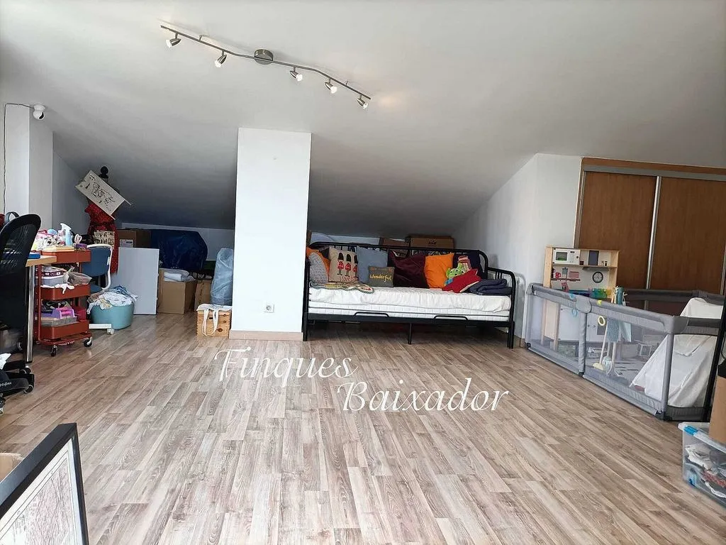 Bedrooms - Luxury Penthouse with Pool in Castelldefels