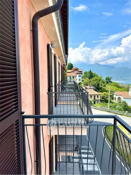 Rõdu - Rustic Trilocale with Lake View in Baveno