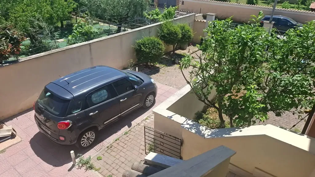 Esterno - Casa indipendente con giardino a Pomezia