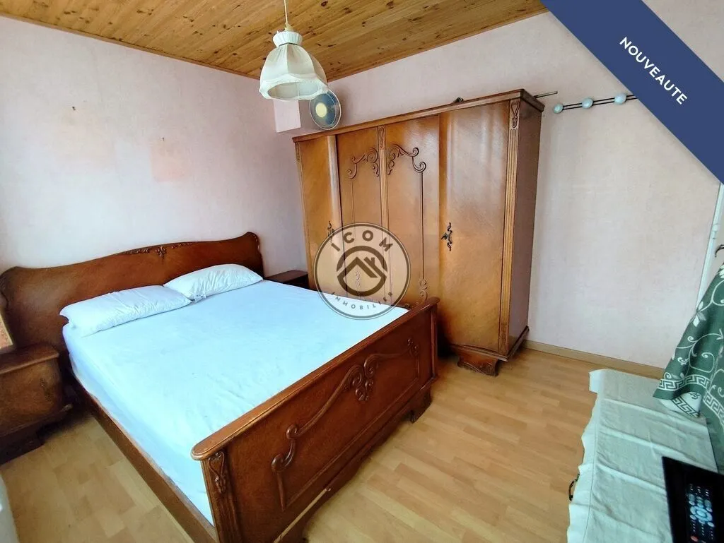 Chambres - Maison à Rénover avec Jardin à Thiant