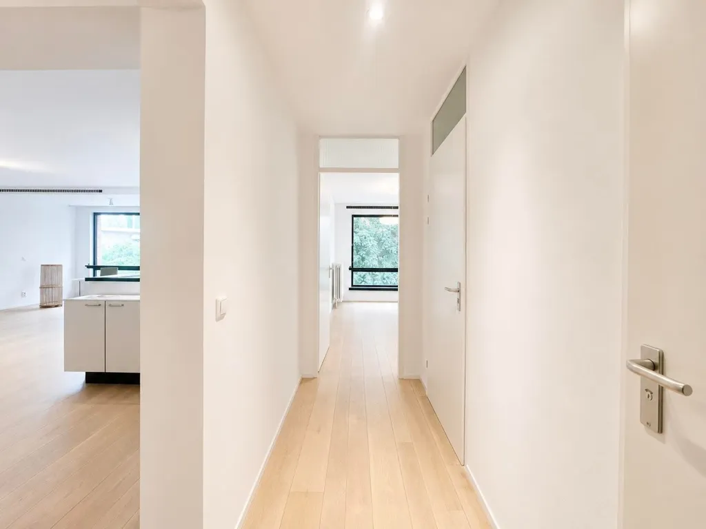 Hallway - Furnished Apartment with Balcony in Amsterdam