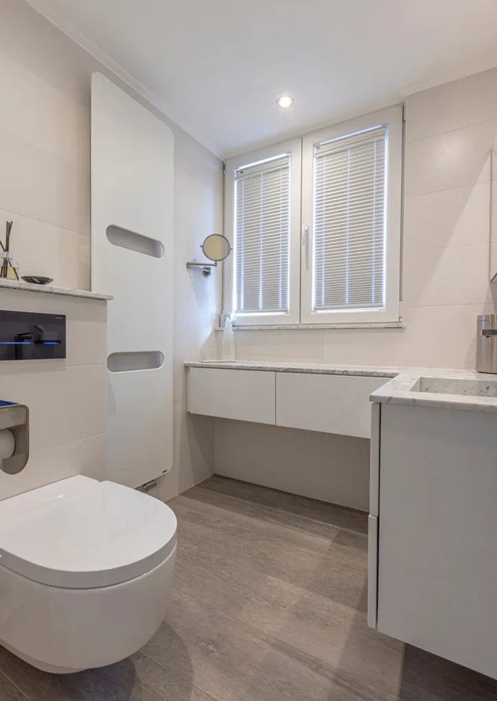 Bagni - Luxury House with Terrace and Views in Central Location