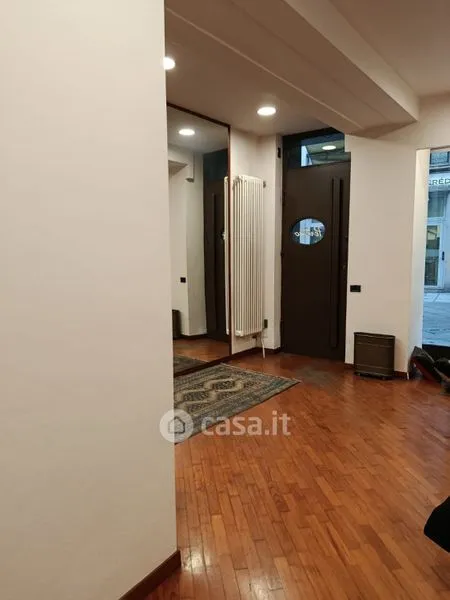 Elutuba - Converted Apartment with Terrace in Asti