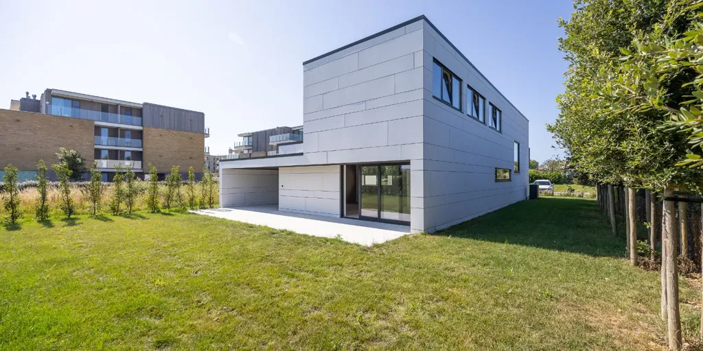 Välivaade - Modern Villa with South-Facing Garden in Middelkerke