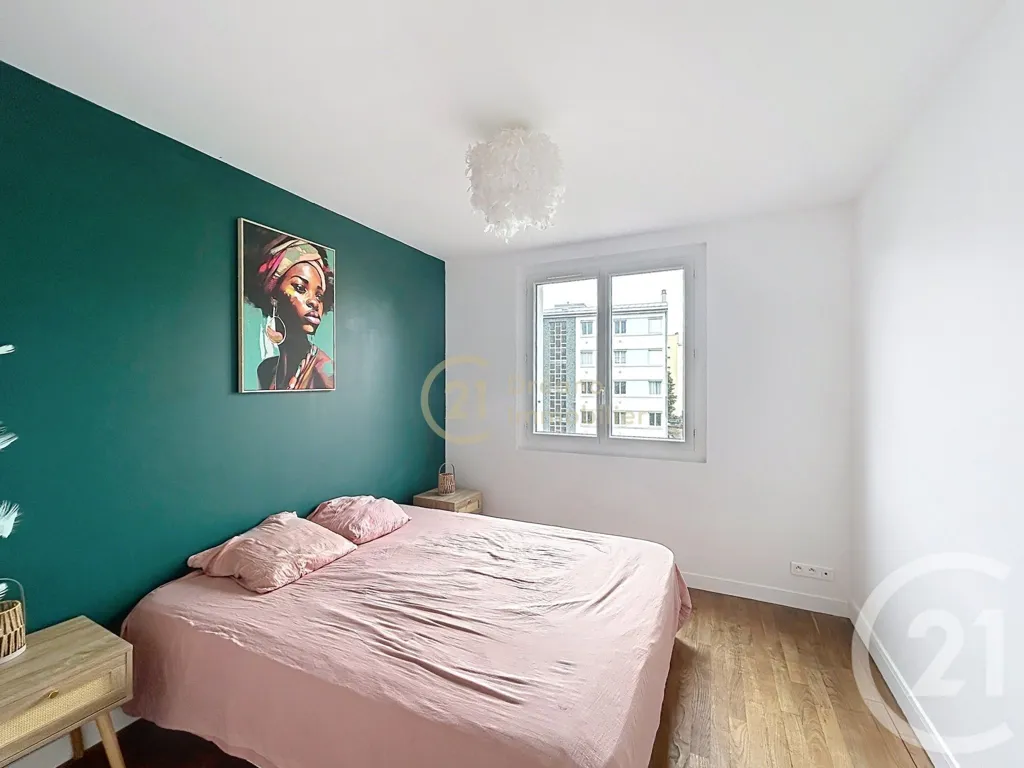 Chambres - Appartement Rénové avec Vue Sud à Rennes