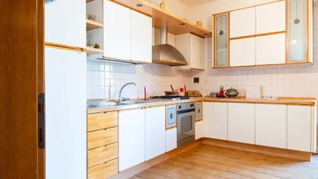 Kitchen - Apartment with Recent Renovations in Finale Emilia
