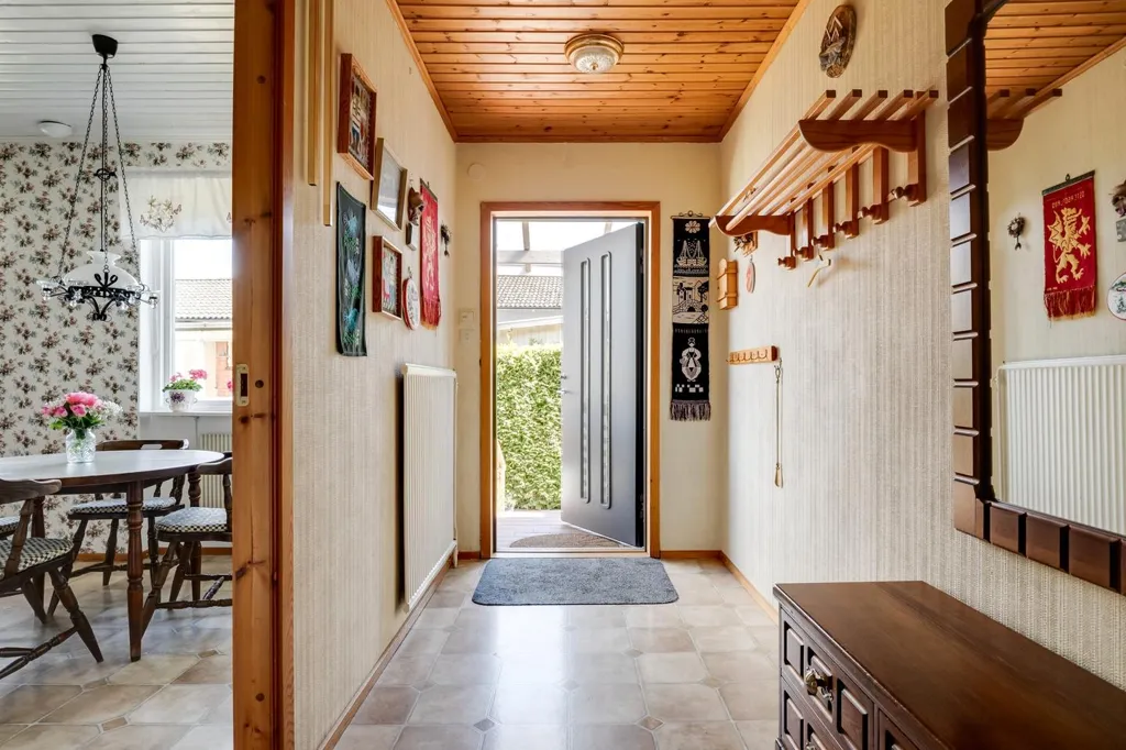 Esik - Detached House with Geothermal Heating in Eldstad