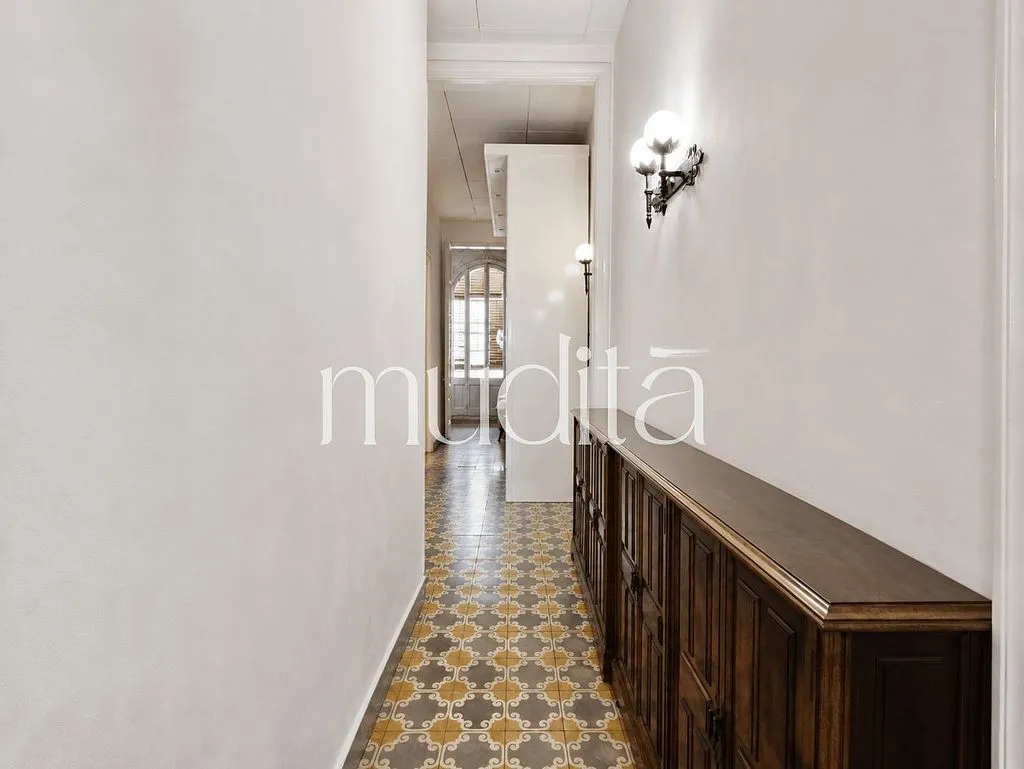 hallway_entrance