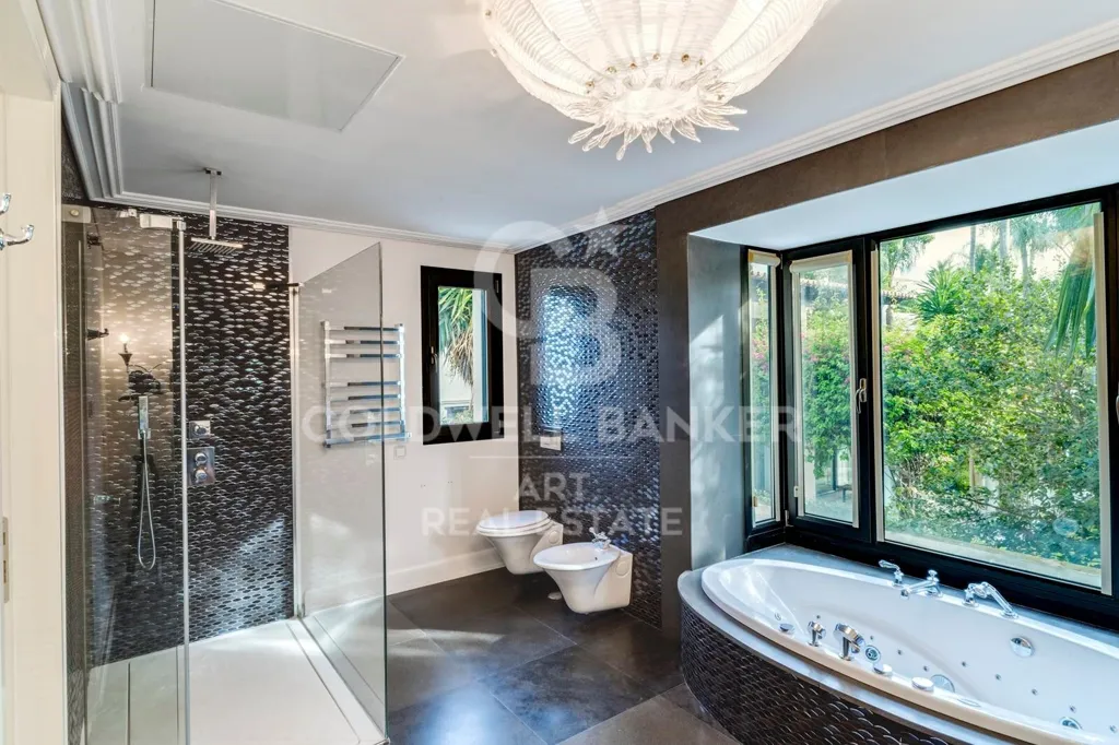 Salles de bain - Luxury Villa with Communal Pools in Marbella